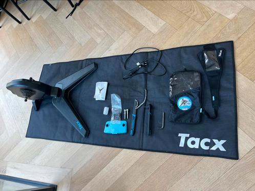 Tacx Flux 2 Smart hometrainer, met casette en accesoires, Sport en Fitness, Wielrennen, Zo goed als nieuw, Overige typen, Ophalen of Verzenden