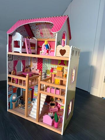 Prachtig houten poppenhuis met inrichting! beschikbaar voor biedingen