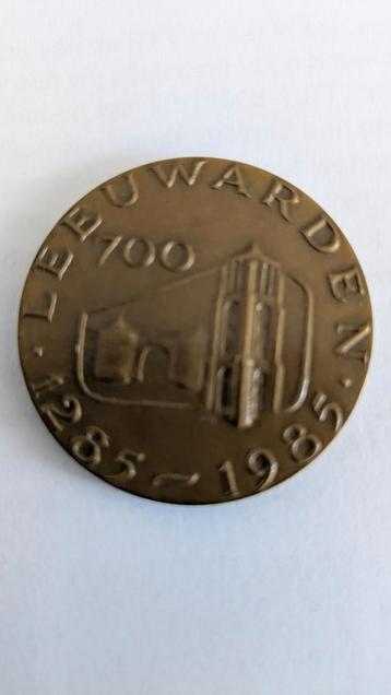 700 jaar Leeuwarden 1285-1985. beschikbaar voor biedingen