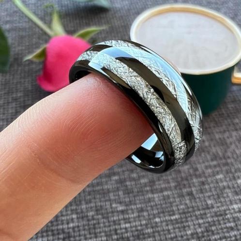 Trouwringen wolfraam zwart en vermiculiet - Lilly, Sieraden, Tassen en Uiterlijk, Ringen, Nieuw, Dame of Heer, Zwart, Overige materialen