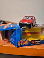 Burago fiat cinquecento rood 1;43 ovp, Ophalen of Verzenden, Zo goed als nieuw, Auto, Overige merken