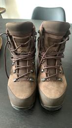 Lowa bergschoenen goretex 42, Ophalen of Verzenden, Nieuw