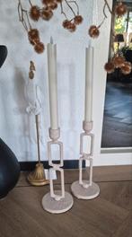 2 nw. Countryfield kandelaars beige/sand metaal 25 cm hoog, 25 tot 50 cm, Beige, Nieuw, Ophalen of Verzenden