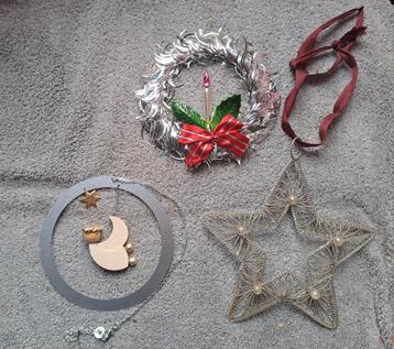 Kersthangers voor raam Engeltje van hout Ster metaal & kraal beschikbaar voor biedingen