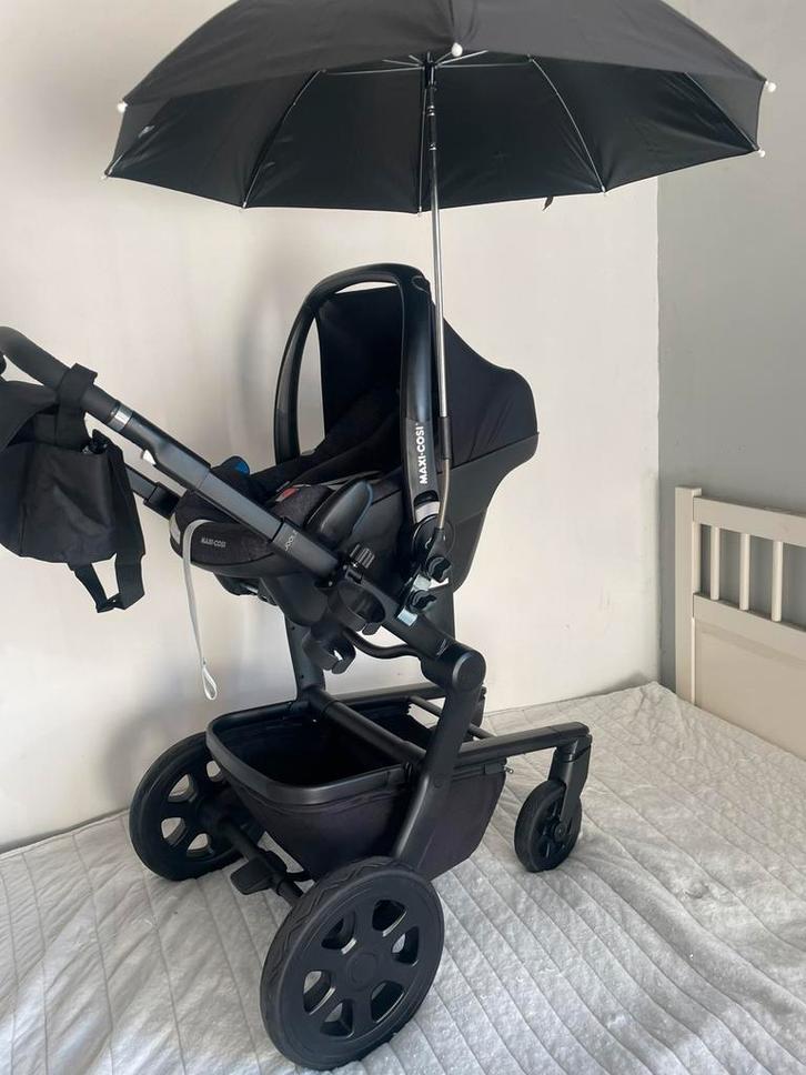 Joolz Day 3 in 1 black + Maxi Cosi en ISOFIX 360 omkeerbaar, Kinderen en Baby's, Kinderwagens en Combinaties, Zo goed als nieuw