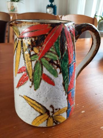 Vintage Japanse Kan met Kleurrijk Design, 18 cm.hoog. beschikbaar voor biedingen