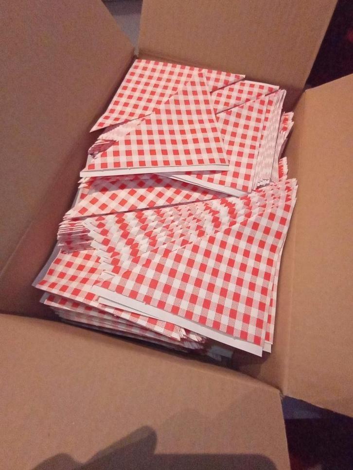 Puntzak 15 cm boerenbont geruit, Huis en Inrichting, Keuken | Servies, Nieuw, Overige typen, Boerenbont, Overige materialen, Ophalen of Verzenden