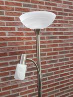 Vloerlamp RVS met melkglas + leeslamp, Huis en Inrichting, Lampen | Vloerlampen, Ophalen, Gebruikt, Glas, Modern