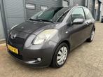 Toyota Yaris 1.3 16V Vvt-i 3DR MMT 2007 Grijs AUTOMAAT, Stof, 4 cilinders, Origineel Nederlands, Bedrijf