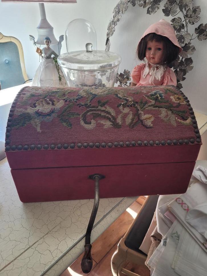 Zeldzame antieke gramofoon, Antiek en Kunst, Curiosa en Brocante, Ophalen of Verzenden