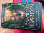 Linda chapman the secret garden Nederlands, Boeken, Fantasy, Ophalen of Verzenden, Zo goed als nieuw