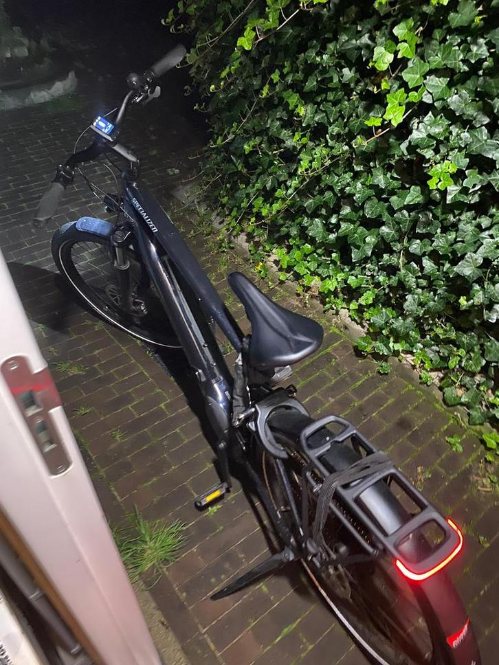 Specialized Vado turbo 4.0 Zwart, Fietsen en Brommers, Elektrische fietsen, Zo goed als nieuw, Overige merken, 50 km per accu of meer