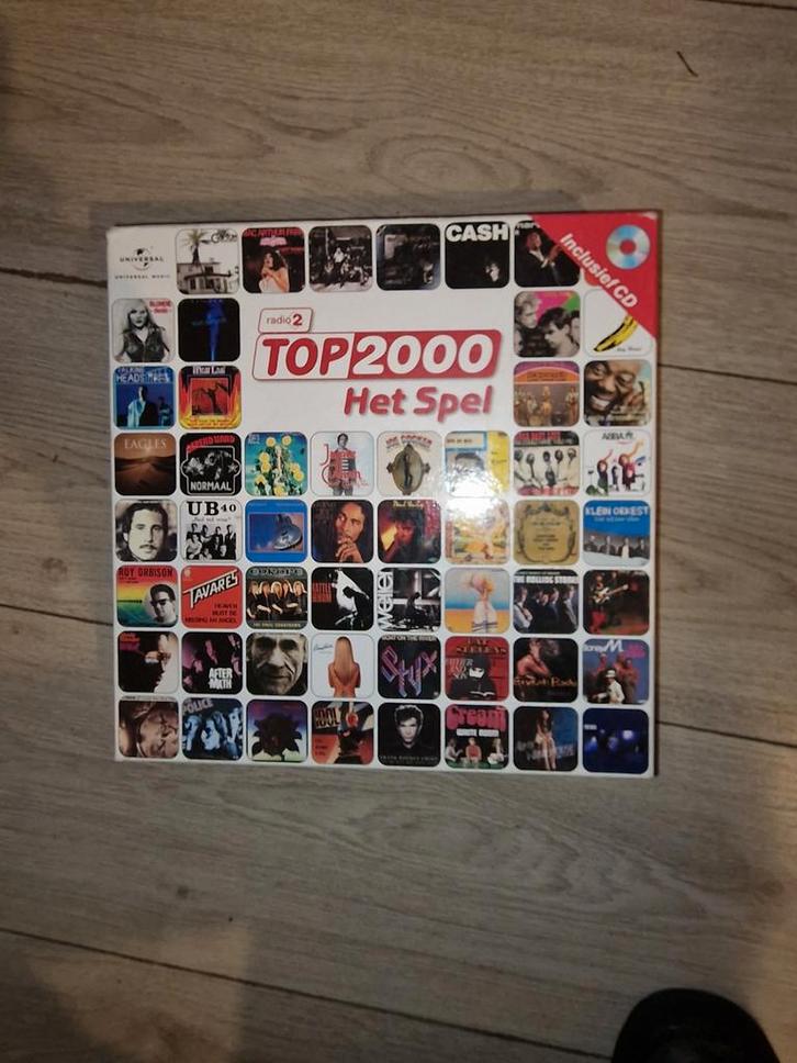 Top 2000 Het Spel - Puntgaaf!, Hobby en Vrije tijd, Gezelschapsspellen | Bordspellen, Zo goed als nieuw, Drie of vier spelers