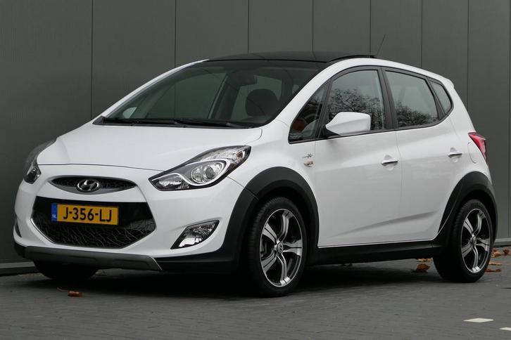 Hyundai Ix20 1.6i i-Vision Automaat Panorama Navi Trekhaak, Auto's, Hyundai, Bedrijf, Te koop, iX20, ABS, Achteruitrijcamera, Airbags