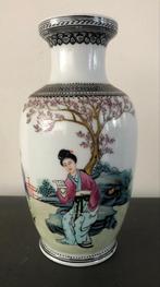 Chinees Familie Rose Vaasje (Gemerkt, Gelijmd), Ophalen of Verzenden