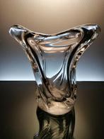 Vintage crystal vase “Daum Nancy”, Antiek en Kunst, Verzenden