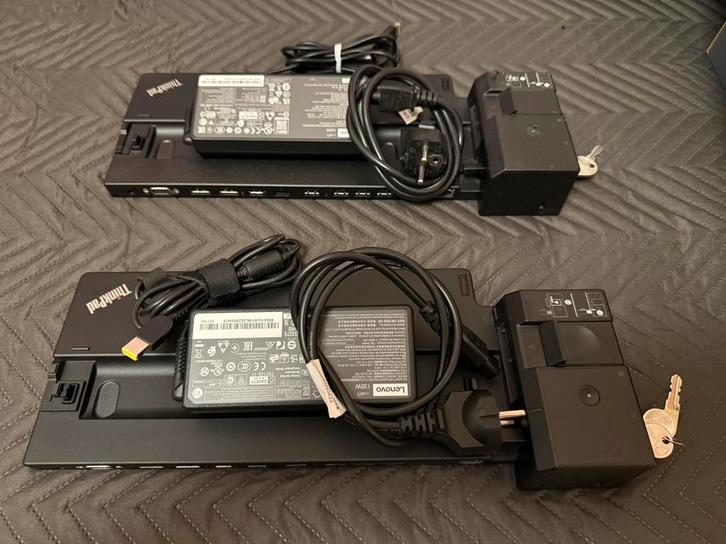 Lenovo/Thinkpad - Dockinstation 40AJ + lader, Computers en Software, Dockingstations, Zo goed als nieuw, Ophalen of Verzenden