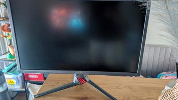 Asus Rog XG27UQ 27 inch Gaming Monitor beschikbaar voor biedingen