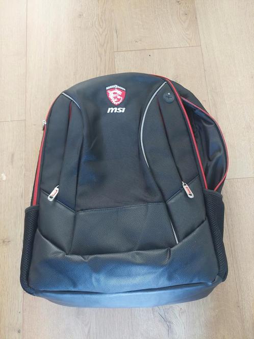 MSI Gaming Rugzak - 15 inch Laptop, Computers en Software, Laptoptassen, Zo goed als nieuw, Rugzak, 15 inch, Ophalen of Verzenden