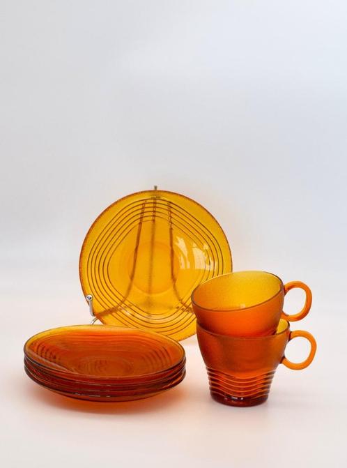 Duralex France Vintage - amberkleurig glas jaren 50-60, Huis en Inrichting, Keuken | Servies, Gebruikt, Kop(pen) en/of Schotel(s)