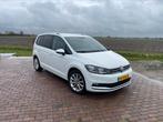 Volkswagen Touran 1.2 TSI 81KW 2017 Wit, Auto's, Volkswagen, Voorwielaandrijving, 65 €/maand, 730 kg, Zwart