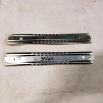 Ladegeleiders 36/73 cm beschikbaar voor biedingen