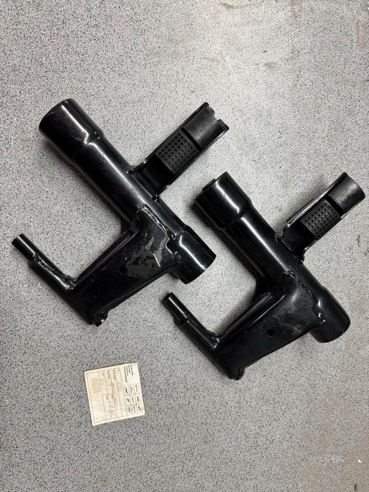 Motorsteun - Piaggio/Aprilia/Vespa/Moto Guzzi, Auto-onderdelen, Ophanging en Onderstel, Nieuw, Ophalen of Verzenden