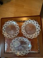 Baccarat koekjespot schotels.Maten zie foto, Huis en Inrichting, Ophalen, Zo goed als nieuw, Glas of Kopje