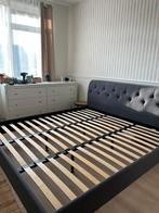 Made Bed 180x200 - Grijs met lattenbodem, Ophalen, Tweepersoons, Zo goed als nieuw, 180 cm