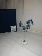 Swarovski bloem vergeet me nietjes, Ophalen of Verzenden, Zo goed als nieuw, Figuurtje