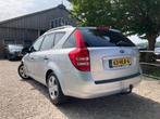 Kia Cee'd Sporty Wagon 1.4 X-tra | Met Airco nu € 3.450,-!, Voorwielaandrijving, Stof, Gebruikt, Zwart