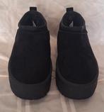 Zwarte Suede Schoenen met Dikke Zool - Maat 38, Zwart, Overige typen, Ophalen of Verzenden, Zo goed als nieuw