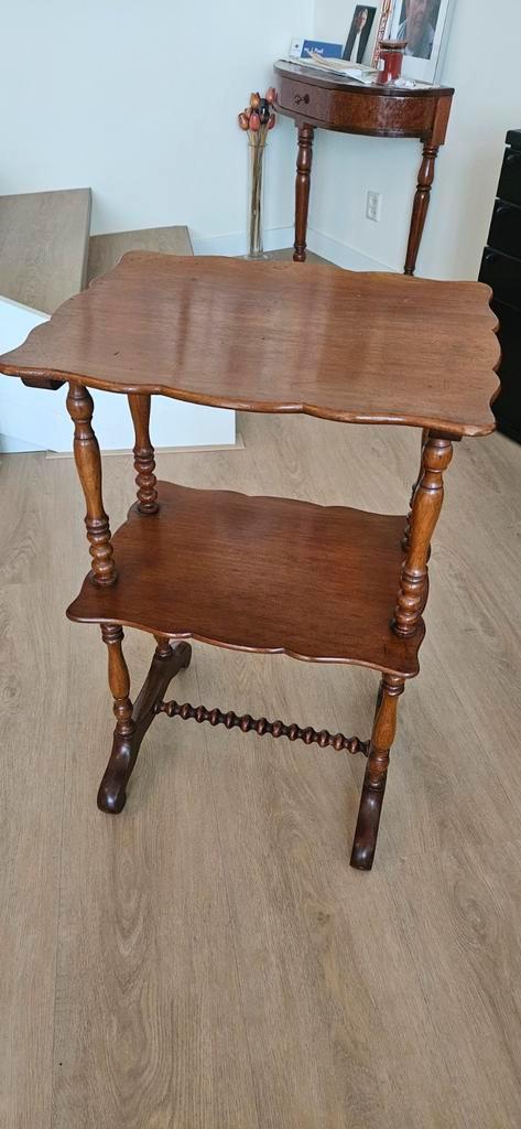 Antiek Mahonie Bijzettafeltje koffietafel, Antiek en Kunst, Antiek | Meubels | Tafels, Ophalen
