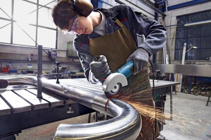 Bossch Professional GWS 880 Haakse Slijper - 880W, Doe-het-zelf en Verbouw, Gereedschap | Slijpmachines, Zo goed als nieuw, Haakse handslijpmachine