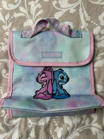 Nieuw stitch tasje beschikbaar voor biedingen