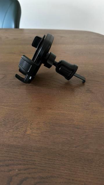 Telefoonhouder Auto - Universeel beschikbaar voor biedingen