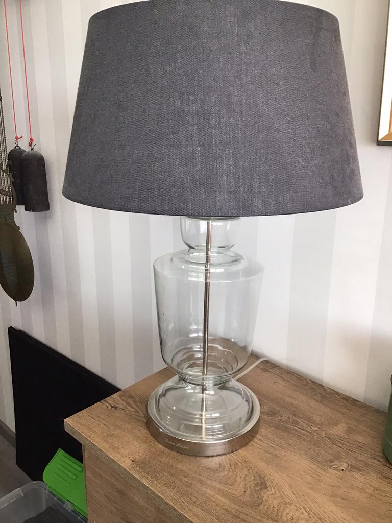 Mooie grote glazen lamp van riviera maison, Huis en Inrichting, Lampen | Tafellampen, Ophalen of Verzenden, Zo goed als nieuw