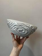 Vintage bloempot met reliëf, 25,5x13x10cm. HK living trend, Gebruikt, Verzenden, Binnen, Overige vormen