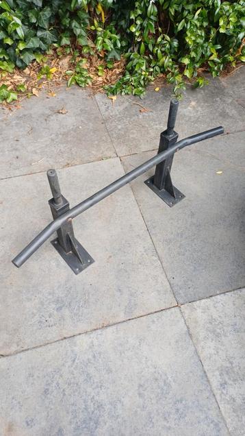 Pull Up Bar / Optrekstang beschikbaar voor biedingen
