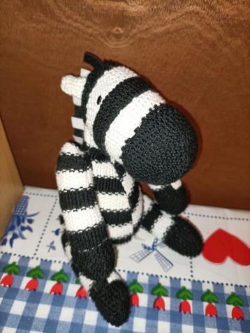 Hema zebra knuffel 18 cm groot  beschikbaar voor biedingen