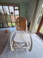 Witte houten schommelstoel, Huis en Inrichting, Stoelen, Ophalen