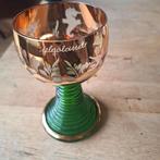 Wijnglas. Duitse roemer, Ophalen