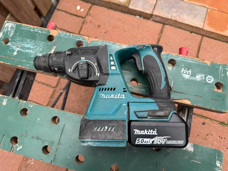 Makita DHR242 18V LXT accu combihamer SDS plus -met 5Ah accu, Doe-het-zelf en Verbouw, Gereedschap | Boormachines, Gebruikt, Boor- en/of Breekhamer