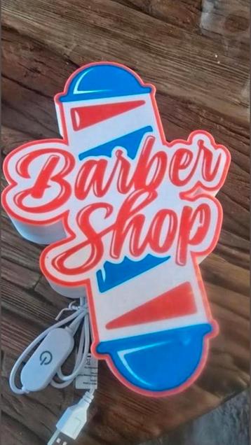 Barber Shop LED Lichtbak beschikbaar voor biedingen