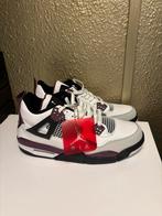 Jordan 4 Retro PSG - Nieuwstaat!, Kleding | Heren, Schoenen, Wit, Nieuw, Ophalen of Verzenden, Sneakers of Gympen