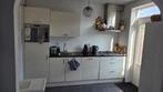 Keuken met apparaten, Huis en Inrichting, Keuken | Complete keukens, Gebruikt, Wit, Graniet of Steen, Enkelwandige keuken