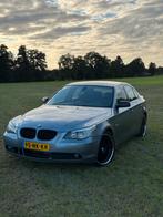 BMW 5-Serie 2.2 I 520 AUT 2003 Grijs, Auto's, BMW, Achterwielaandrijving, Zwart, Particulier, Cruise Control