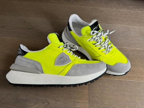 Philippe model - dragon - fluo geel - maat 39, Kleding | Dames, Schoenen, Nieuw, Sneakers of Gympen, Geel, Ophalen of Verzenden