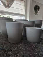 Grijze Plantenpotten Set, Tuin en Terras, Bloempotten, Ophalen, Gebruikt, Rond, Tuin