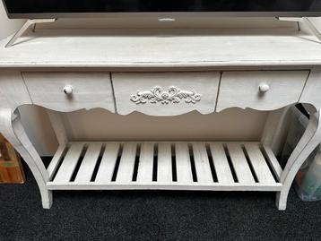 Clayre & Eef sidetable beschikbaar voor biedingen